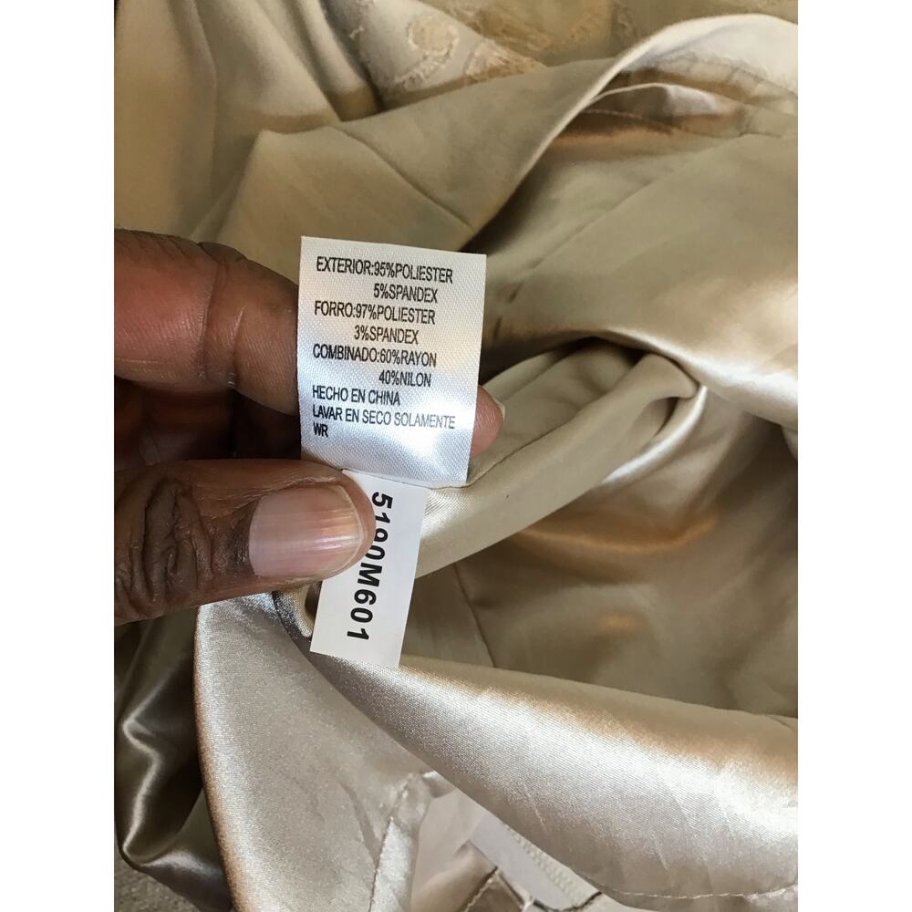 Tahari Women Cream Formal shift dress white scrolling pattern embroidery Sz. 8 - Picture 10 of 12